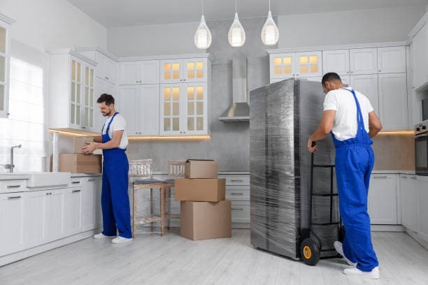 Effortless Commercial Moving: Relocate Your Business with Confidence Professional moving solutions to minimize downtime and keep your business running smoothly